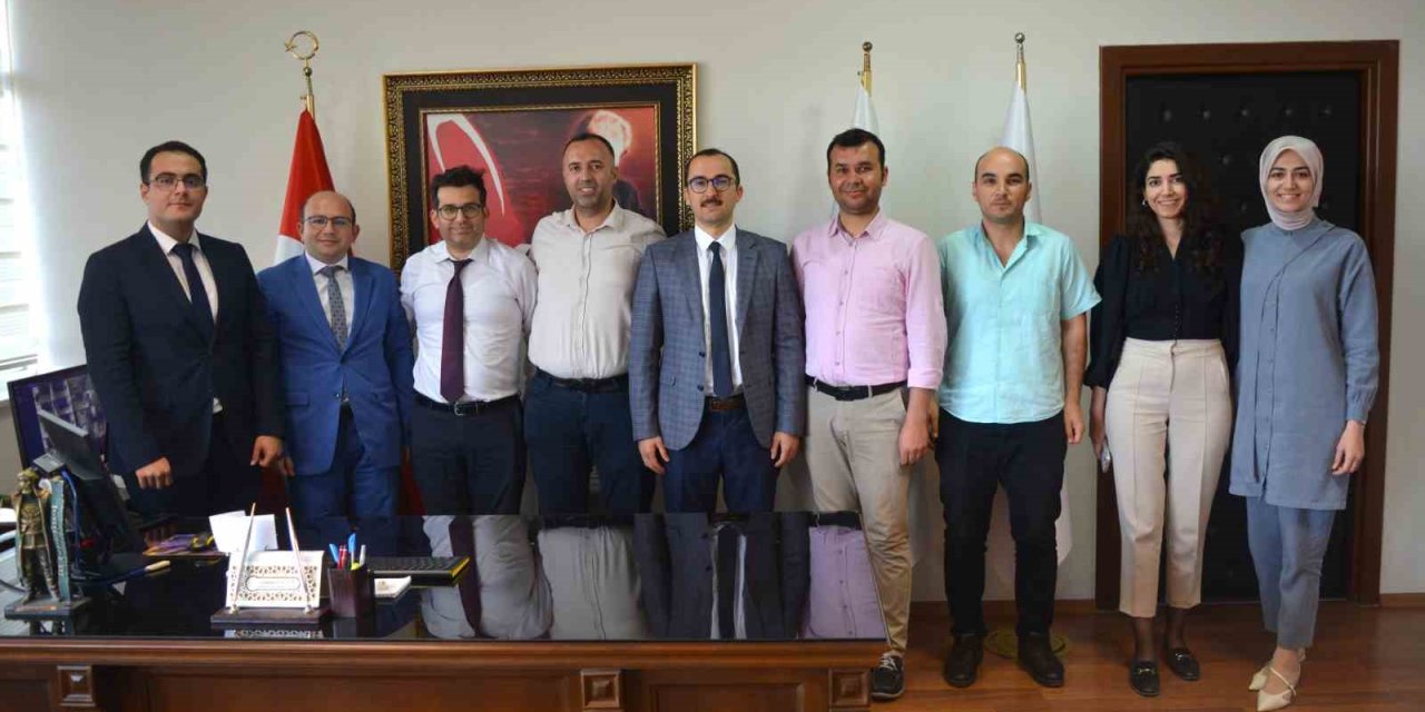 Hakim Ve Savcı Adaylarına “İş Hayatında İletişim Ve Diksiyon” İle “Etkili Ve Hızlı Okuma” Kursu