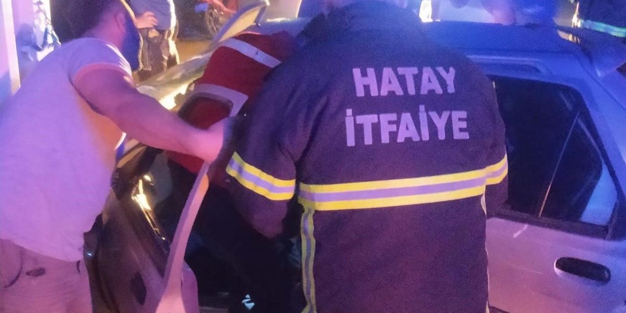 Hatay’da Trafik Kazası: 2 Yaralı