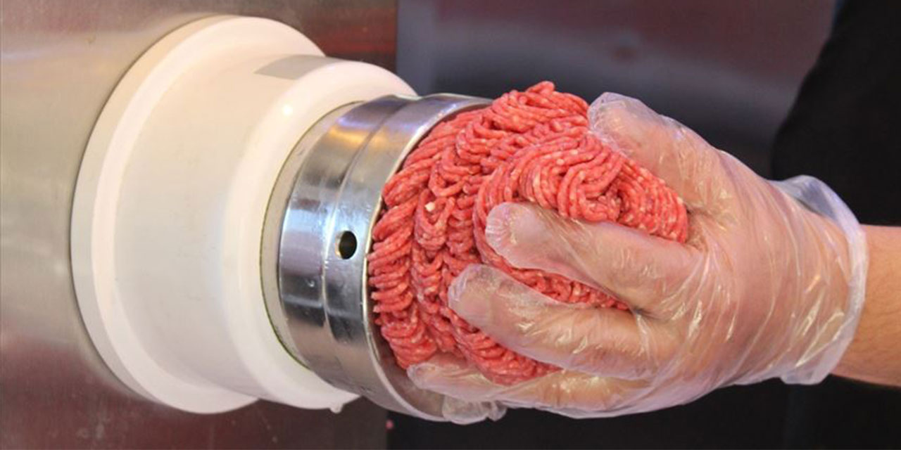 Rize’de Açık Alanda Kıyma Çekilmesine Müsaade Edilmeyecek