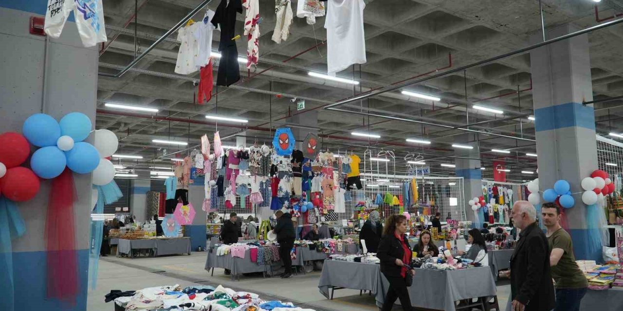 Ümraniyeliler’in Yeni Alışveriş Adresi: Yamanevler Kapalı Pazar Alanı