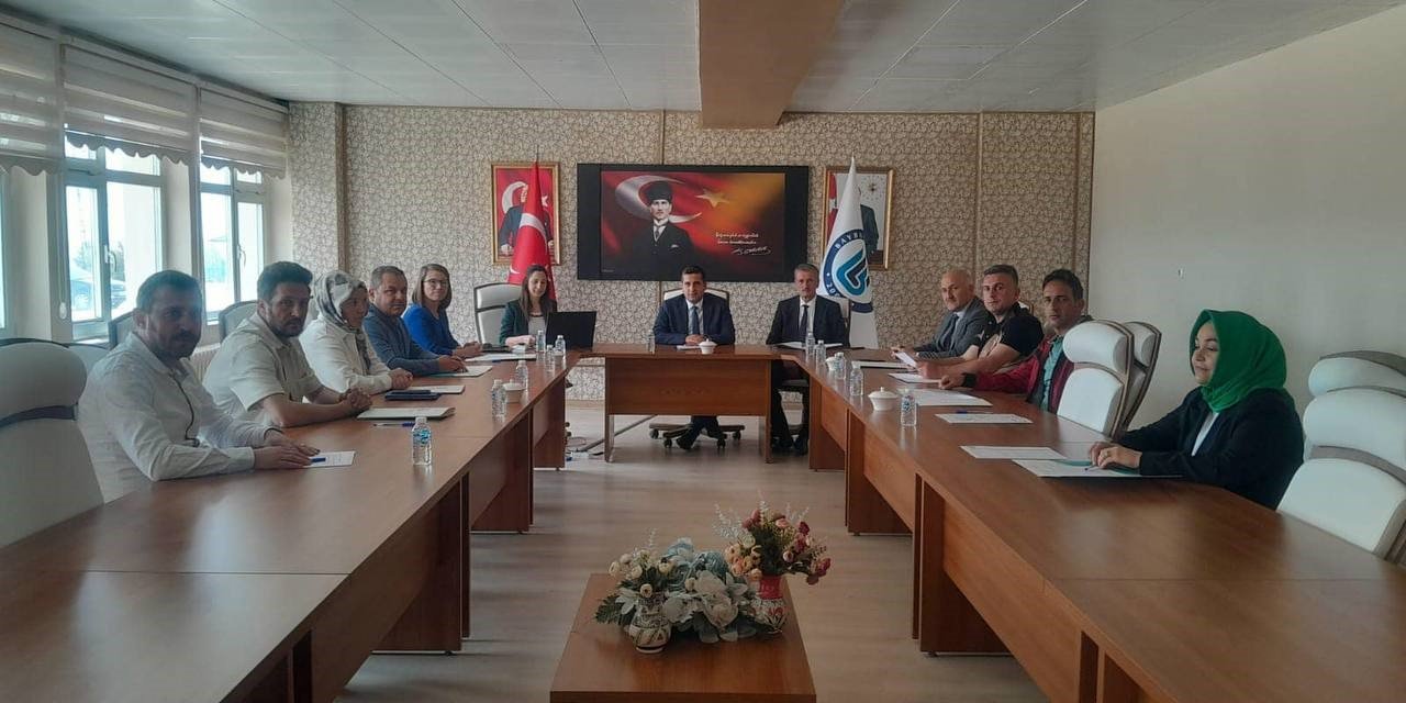 Aydıntepe’de Danışma Kurulu Toplantısı Yapıldı Toplantıda Eğitim Konuşuldu