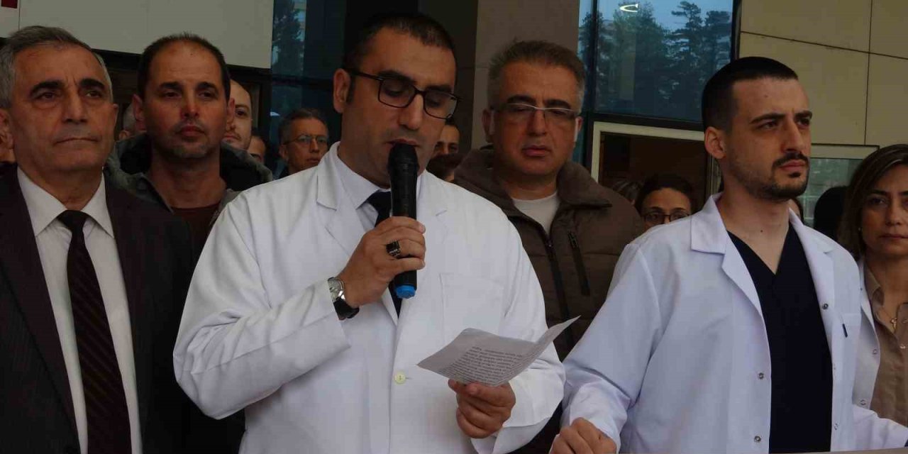 Sağlık Çalışanları Sağlıkta Şiddeti Kınadı