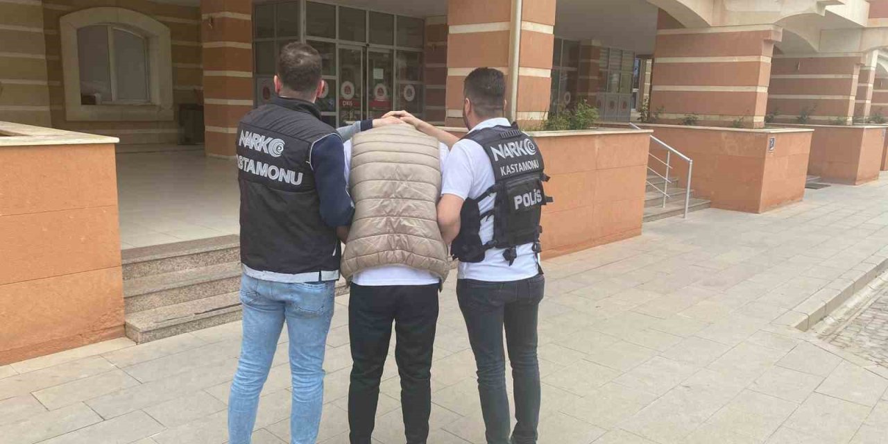 Cezaevi Firarisi Uyuşturucuyla Yakalandı