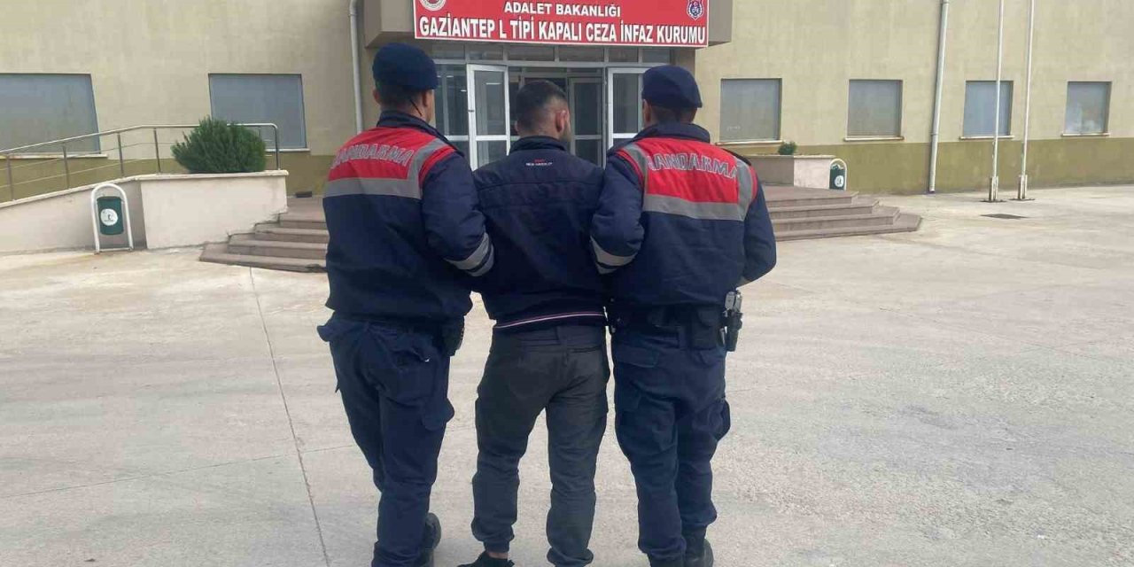 Hırsızlık Suçundan 15 Yıl Cezası Bulunan Firari Yakalandı