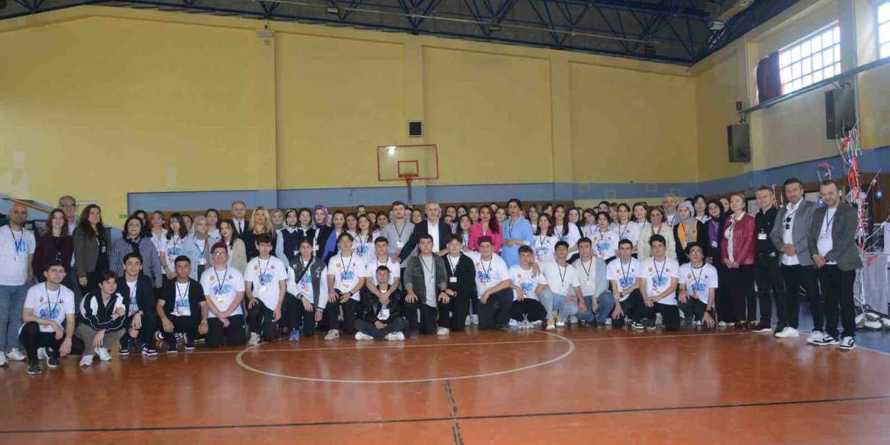 Öğrencilerin Projeleri Görücüye Çıktı