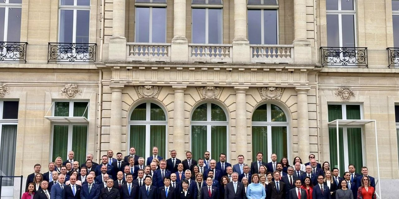 Bakan Bolat Ve Bakan Şimşek, Paris’te 2024 Oecd Bakanlar Toplantısı’na Katıldı