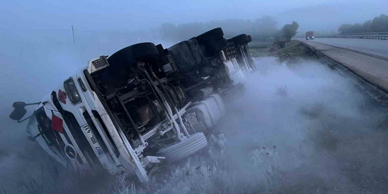 Devrilen Lng Yüklü Çekicideki Gaz, 13 Saatlik Çalışmayla Tahliye Edilebildi