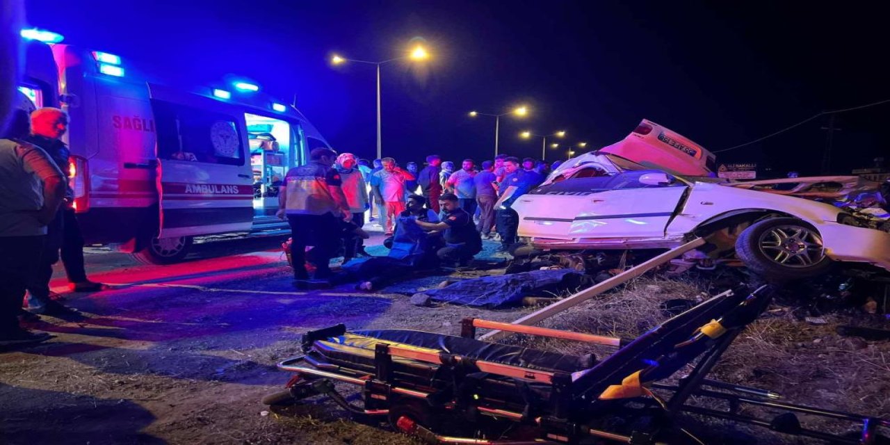 Kontrolden çıkan otomobil karşı şeride geçti: 2 ölü