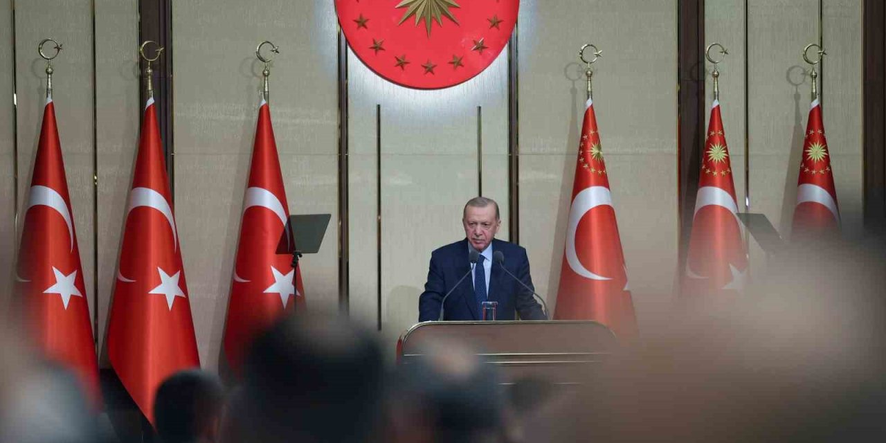 Cumhurbaşkanı Erdoğan: “Batılı Yöneticilerin İkiyüzlü Politikalarını İbretle Takip Ediyoruz”