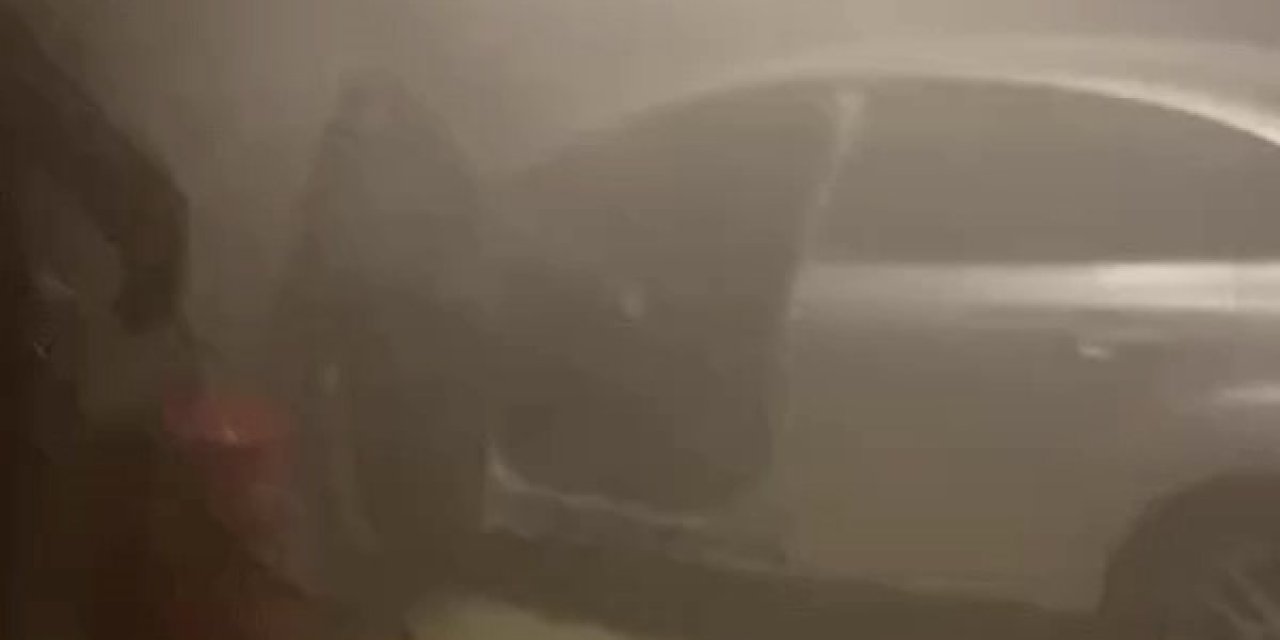 Vadi İstanbul Avm’nin Otoparkında Araç Yangını