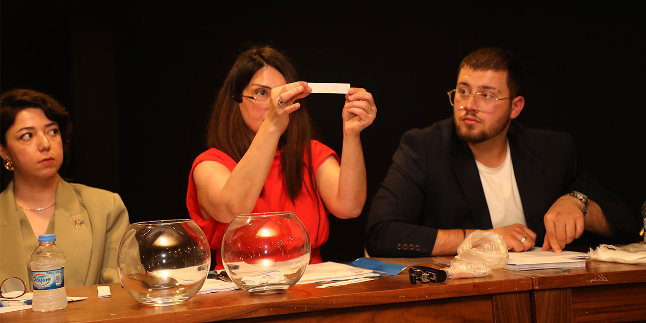 Rize'de kentsel dönüşüm konutlarının kuraları çekildi