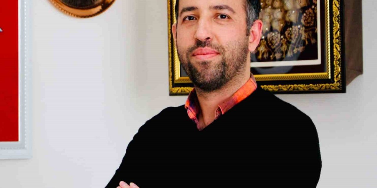 Prof. Dr. Palabıyık Akademisyenlere Seslendi: “Gazze İçin Konforunuzu Bozun Ve Cübbenizi Giyin”