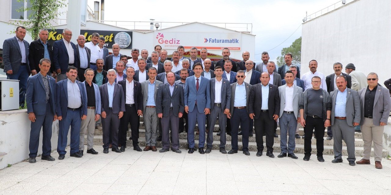 Manisa’nın Tek Yrp’li Başkanı Muhtarlarla Buluştu