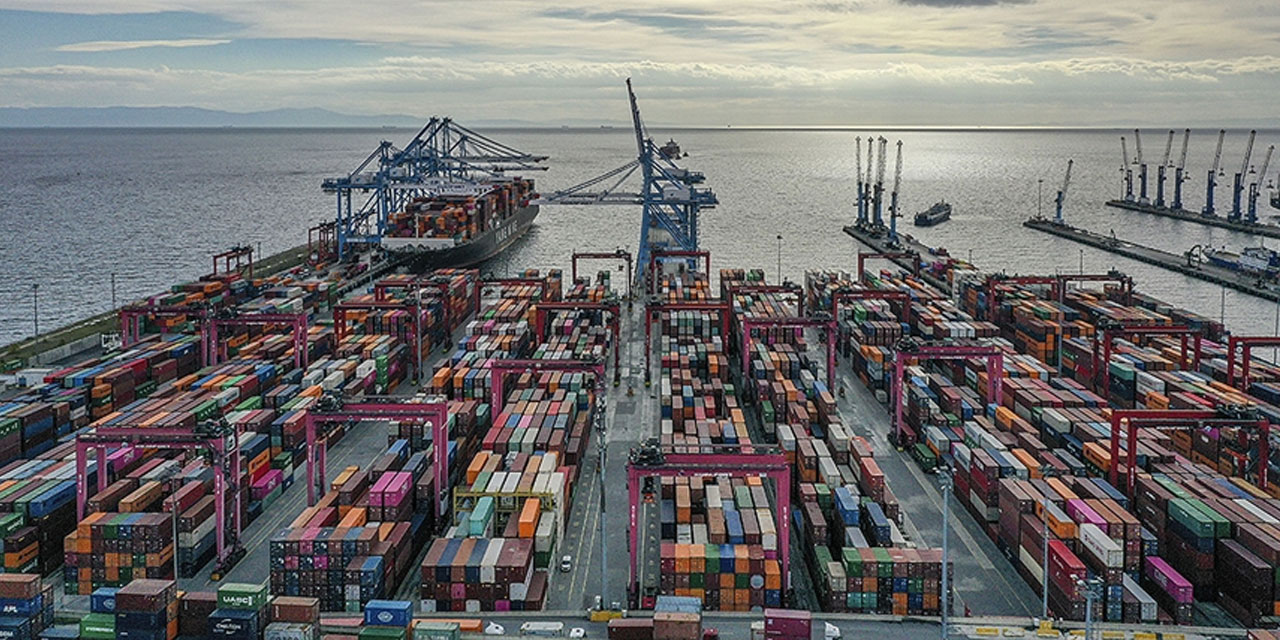 Ticaret Bakanlığı, İsrail'le ticaretin tamamen durdurulduğunu duyurdu