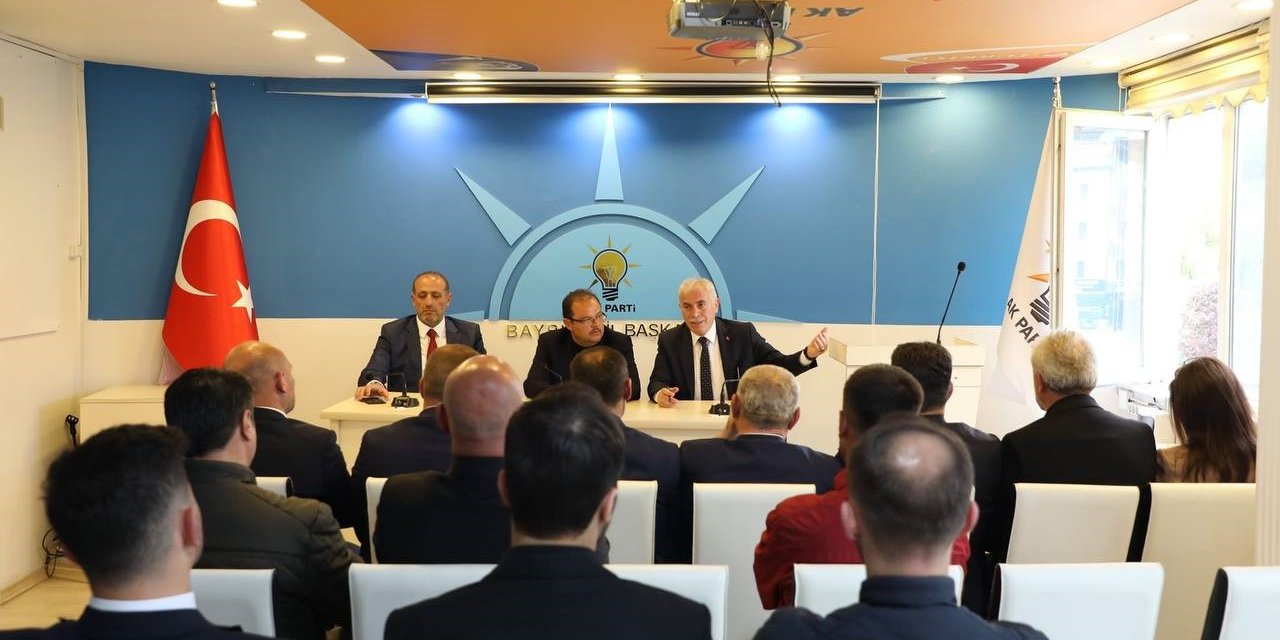 Başkan Memiş Yerel Yönetimler Değerlendirme Ve İstişare Toplantısına Katıldı