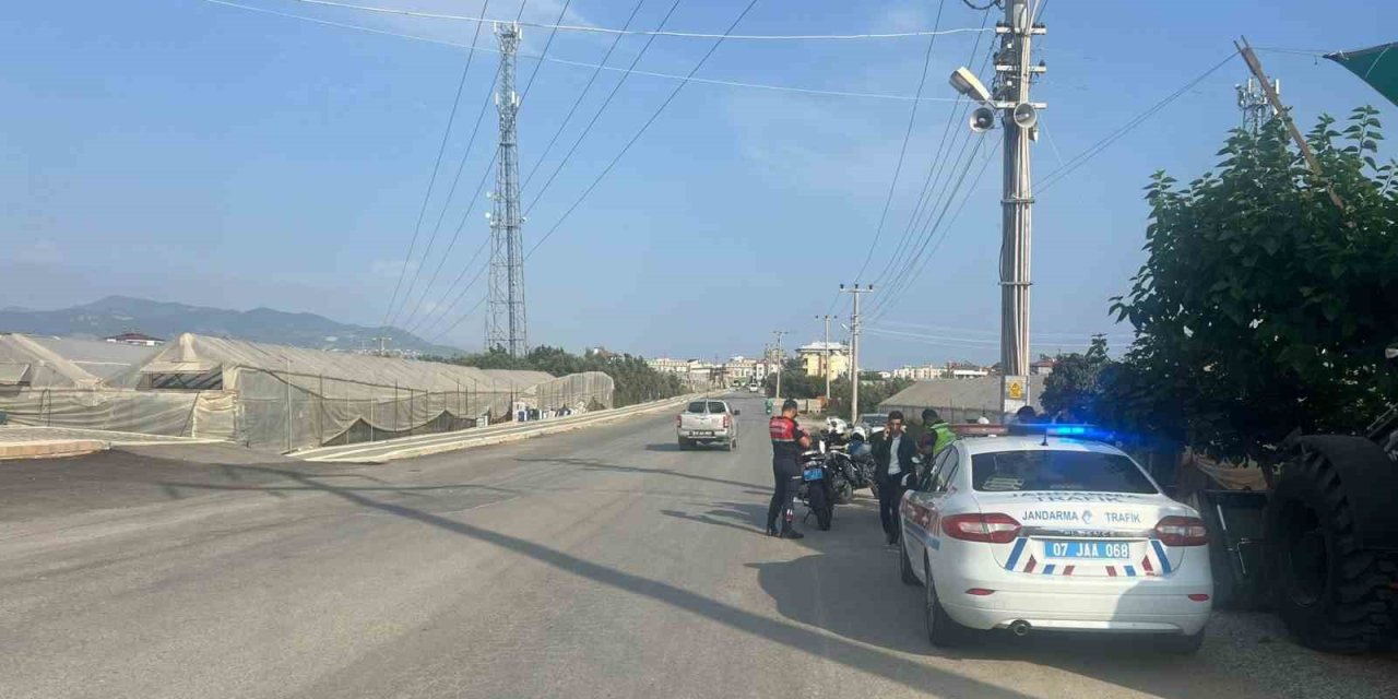 Alanya’da 9 Araca Trafikten Men Cezası