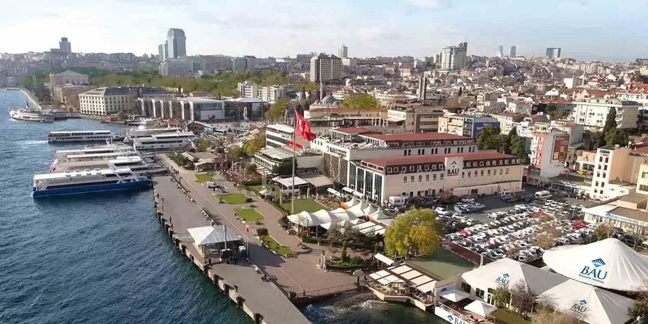 Bau Asya’daki En İyi Üniversiteler Arasında Yer Aldı