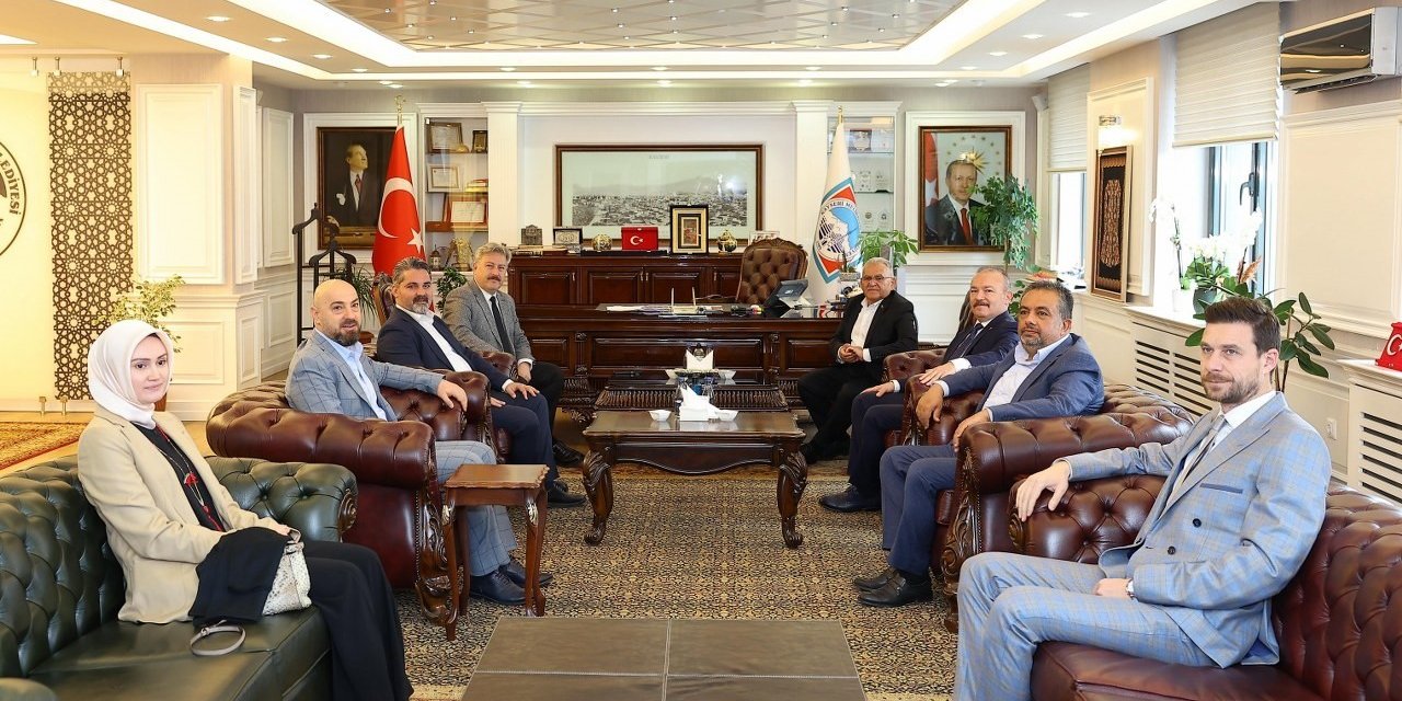 Başkan Büyükkılıç Ve Üzüm’den Palancıoğlu’na Ziyaret