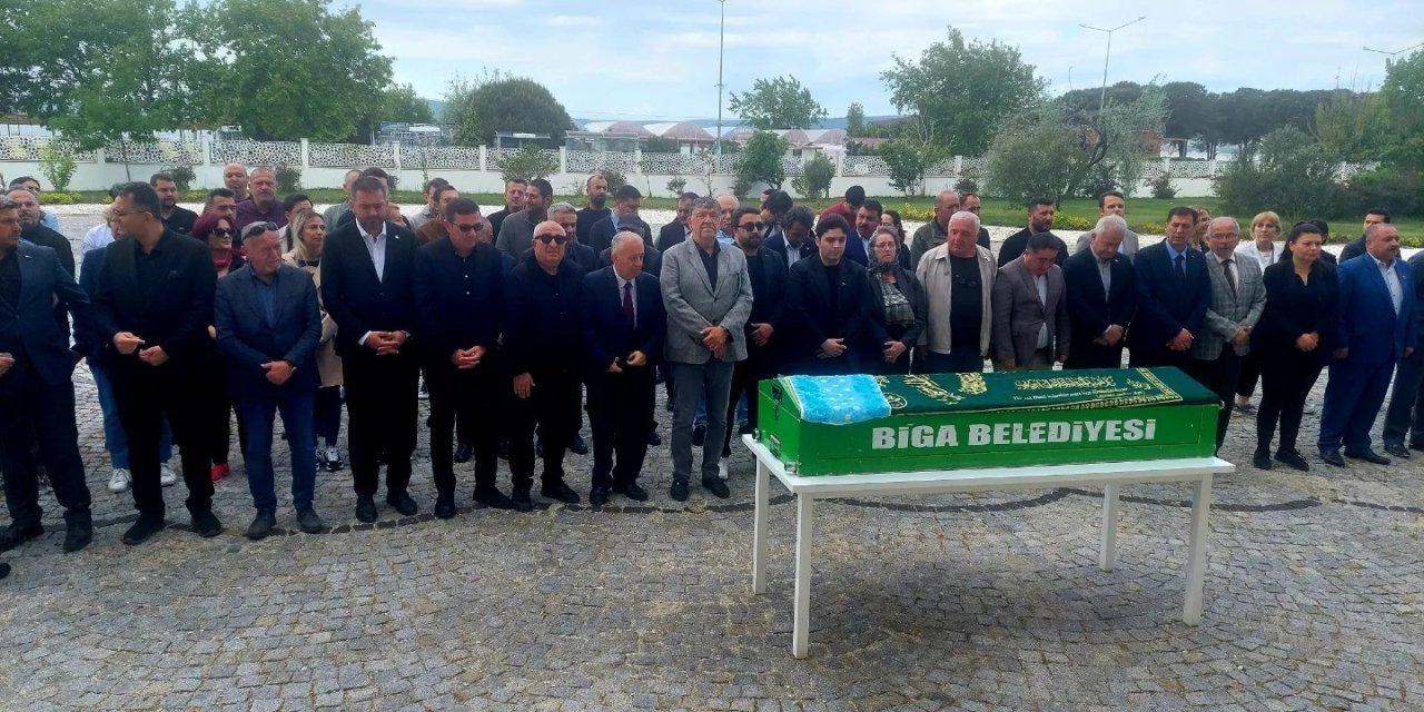 Çanakkale’de Chp’li İl Genel Meclisi Üyesi Hayatını Kaybetti