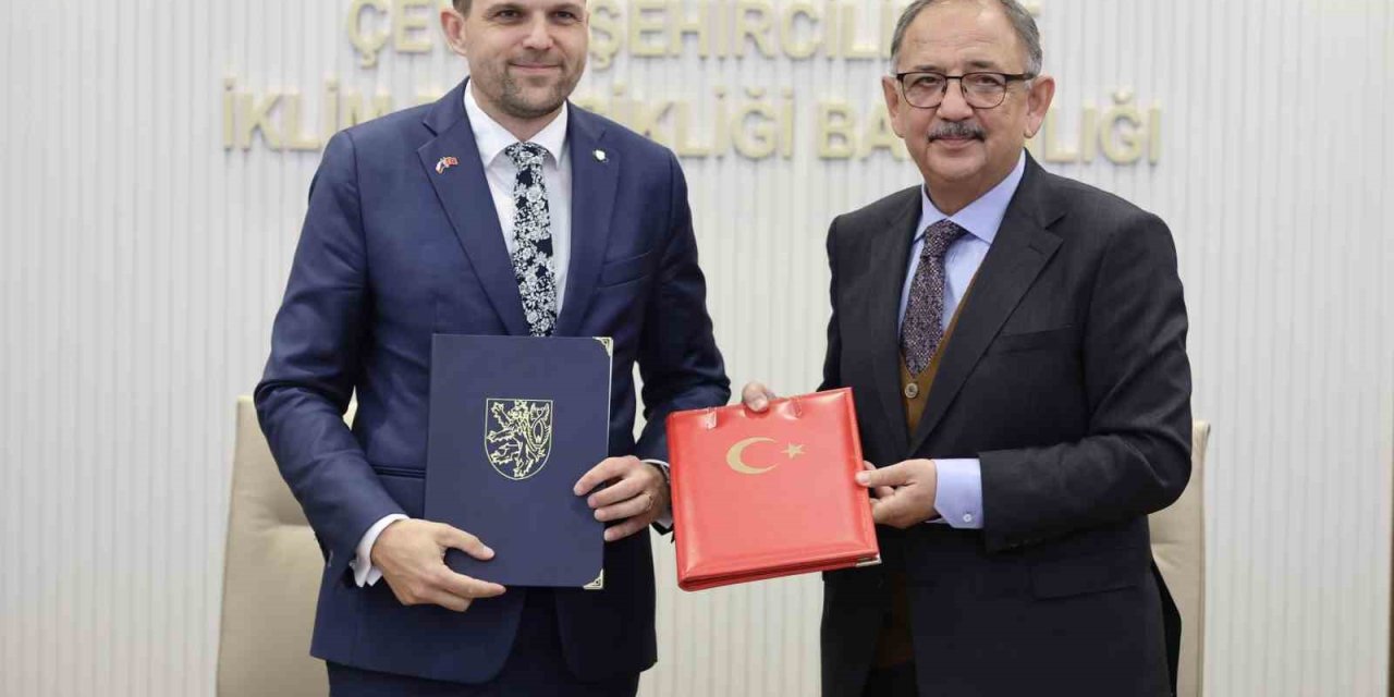 Türkiye Ve Çekya Arasında Çevre Koruma İşbirliğine İlişkin Niyet Beyanı İmzalandı