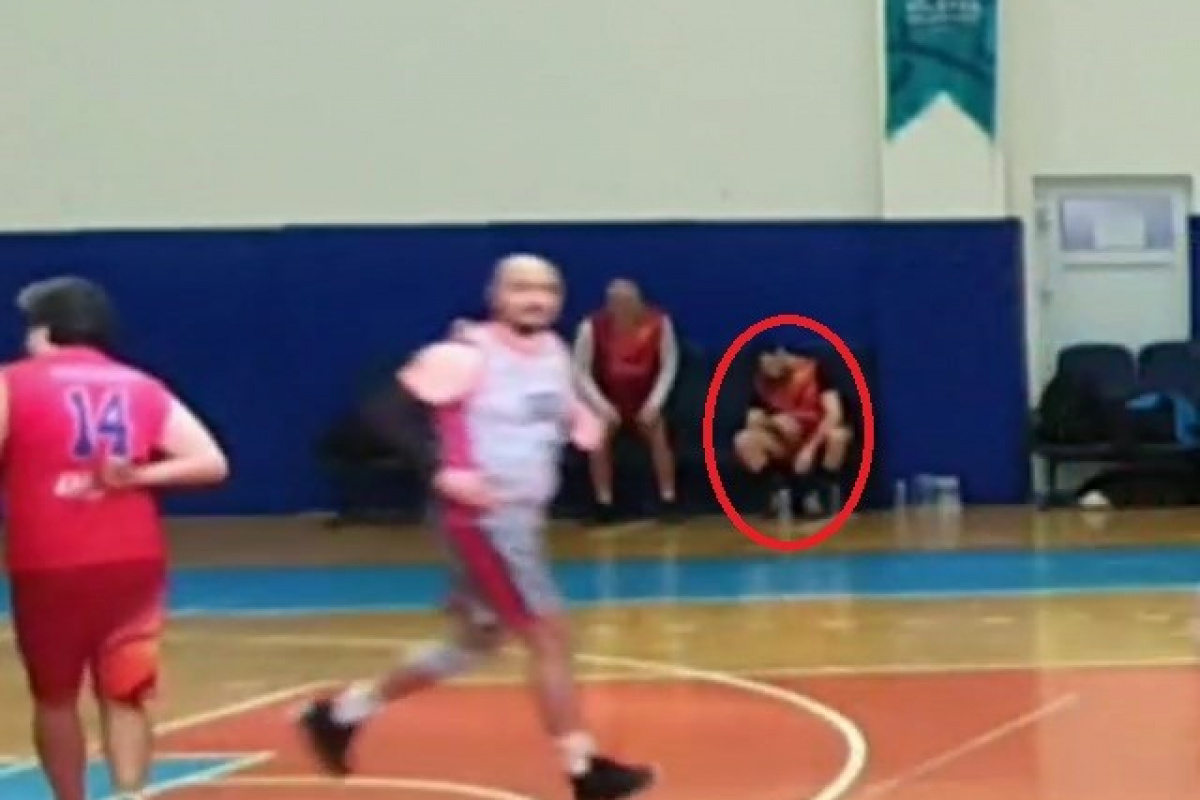 Bursa'ya turnuva için gelen eski basketbolcu fenalaşarak hayatı kaybetti