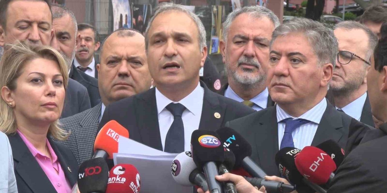 Chp’li Milletvekilleri Tbmm’den Milli Eğitim Bakanlığına Yürüdü