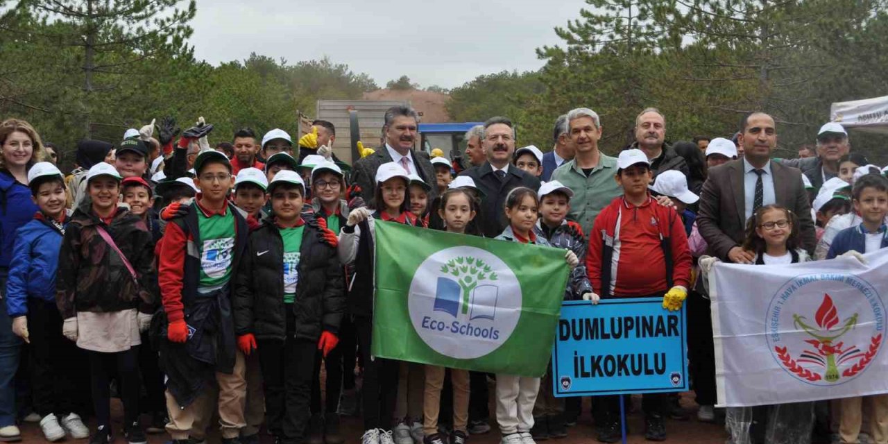Eskişehir’de "Orman Benim" Etkinliğinde, Yangınlara Neden Olabilecek Malzemeler Toplandı
