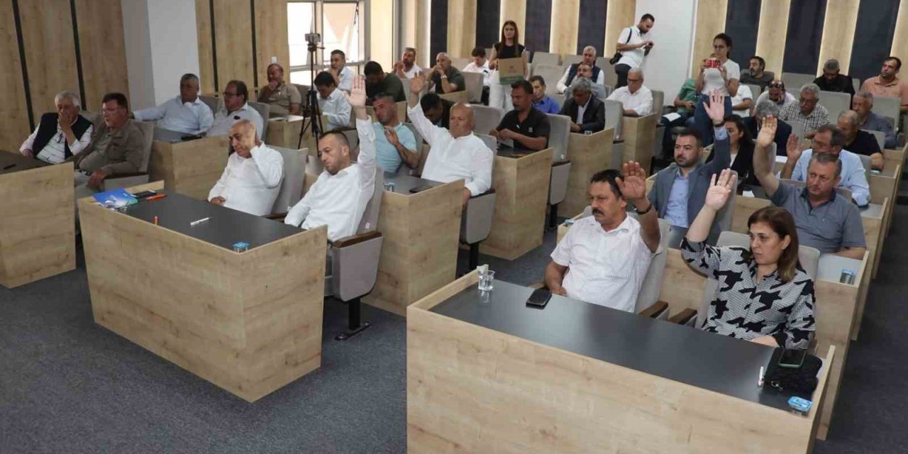 Koçarlı Belediye’si Ekonomik Gerekçelerle Bazı Birliklerden Çıktı