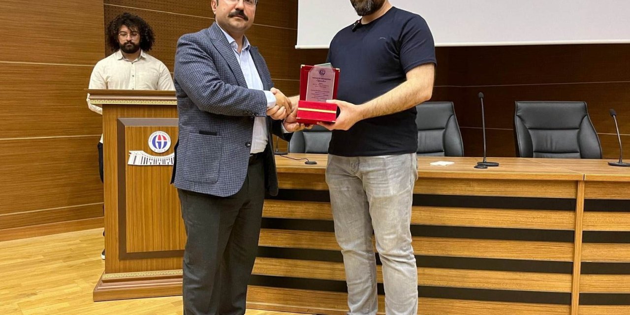 Op. Dr. Kamacı Gazze’deki Vahşeti Öğrencilere Anlattı