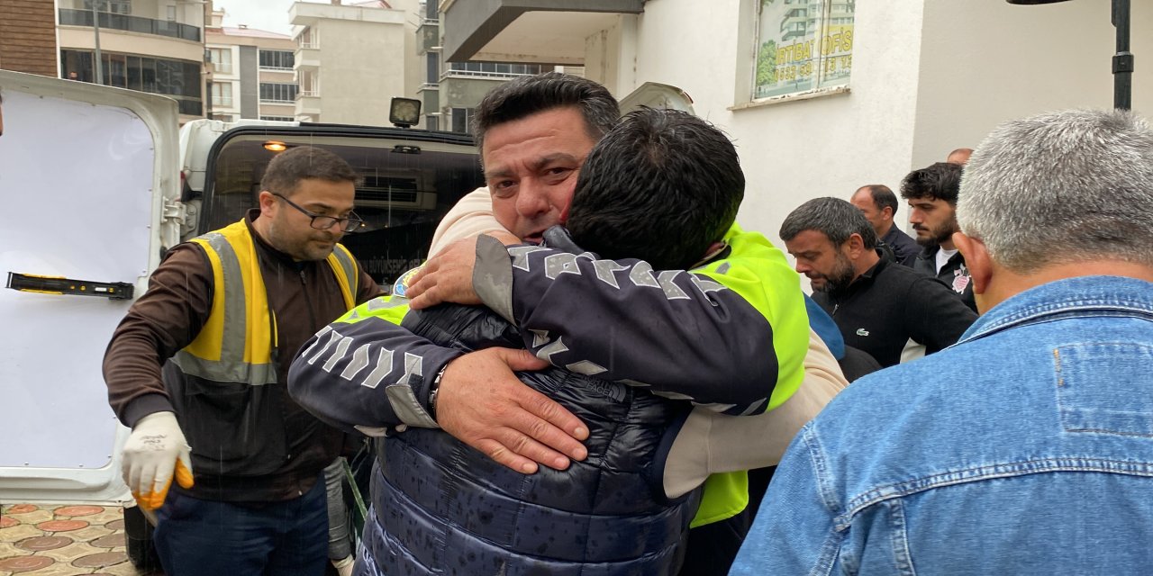 Banyoda düşüp başını çarpan itfaiyeci öldü; yakınları gözyaşlarına boğuldu