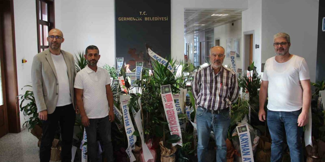 Chp’li Başkana Gelen Tebrik Çiçekleri Abdurrahmanlar İmamına Ev Oluyor