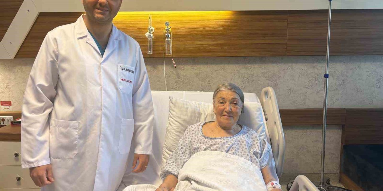 5 Yıl Sonra, Kalbinin Normal Atışını Duydu