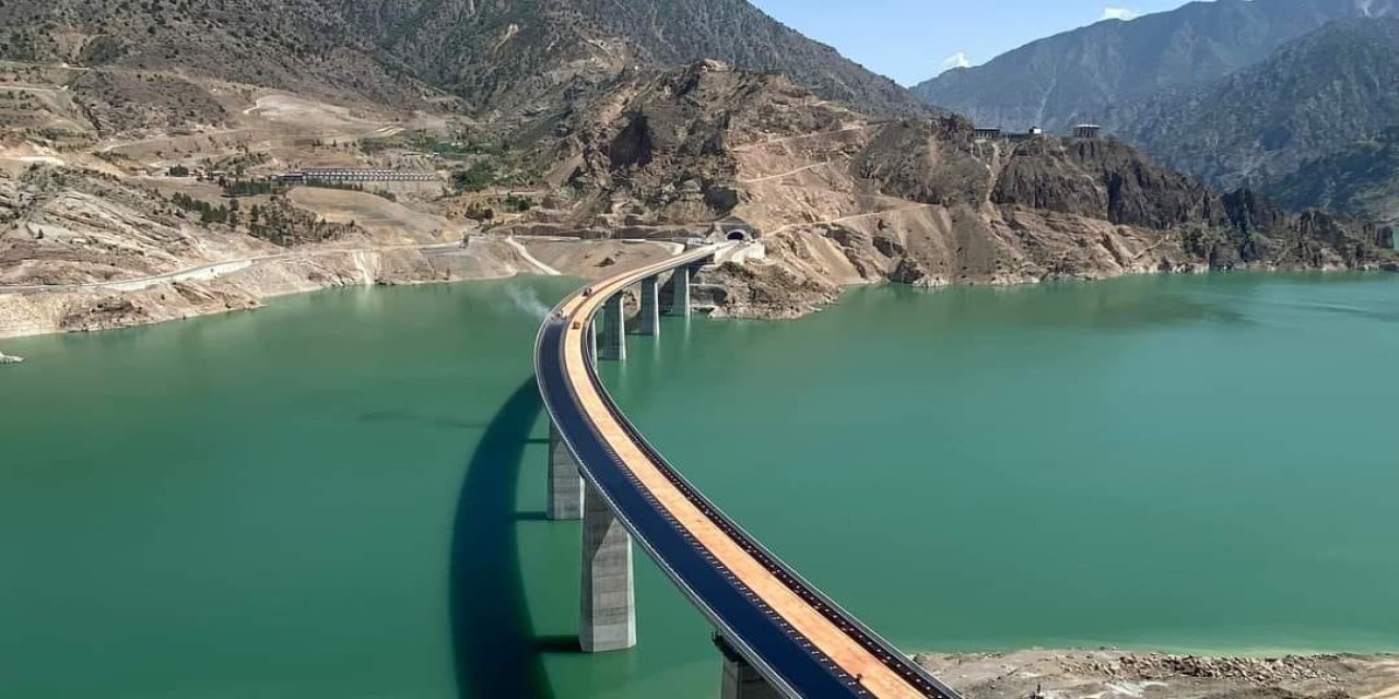 Yusufeli Viyadüğünde Sona Yaklaşıldı