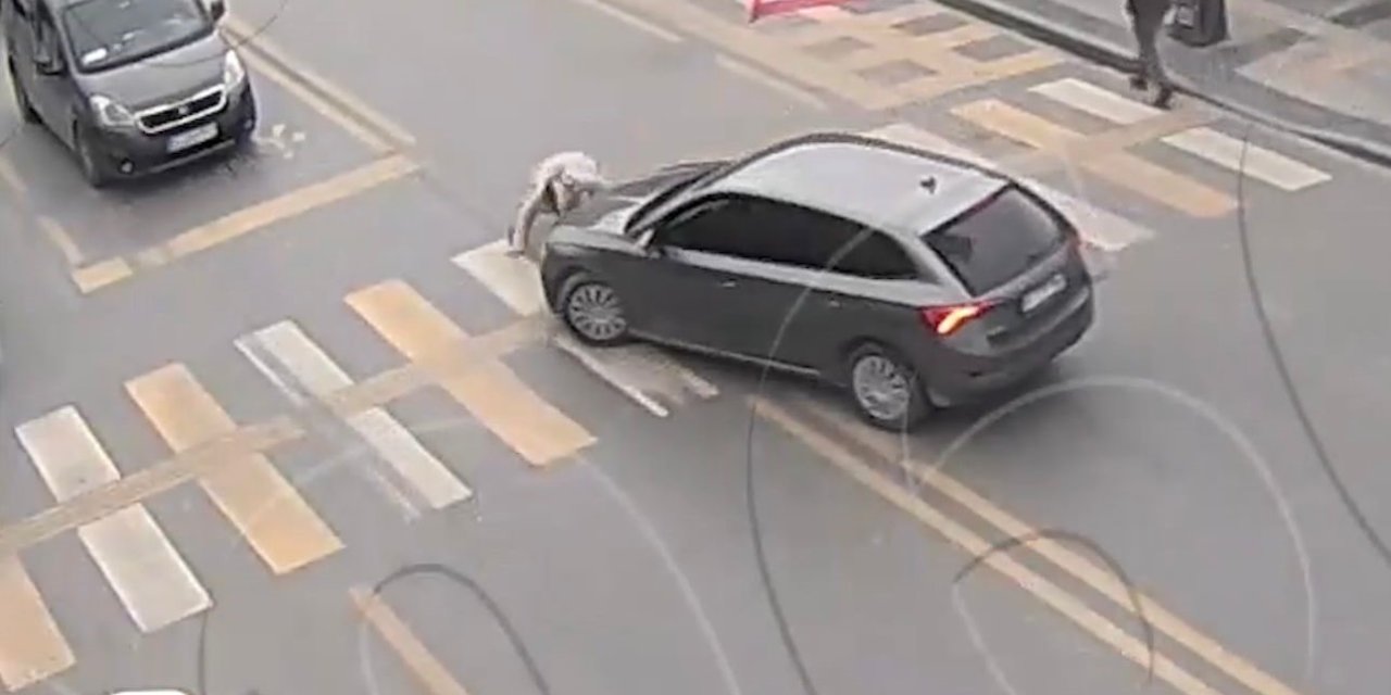 Yaya Geçidinde Küçük Kız Çocuğuna Çarptı