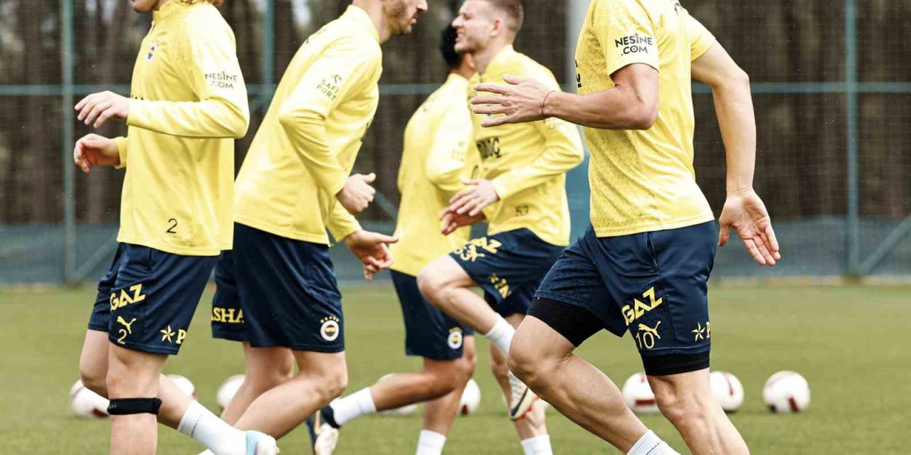Fenerbahçe, Konyaspor Maçı Hazırlıklarına Devam Etti