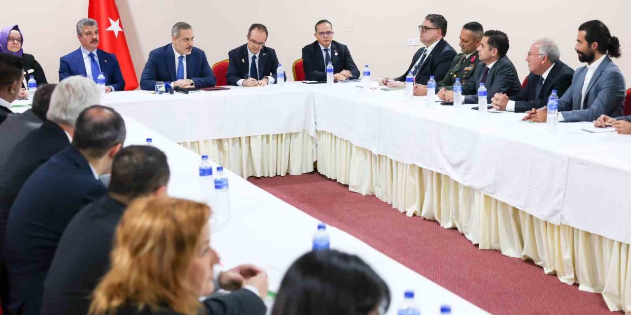 Bakan Fidan, Gambiya Cumhurbaşkanı Barrow Tarafından Kabul Edildi