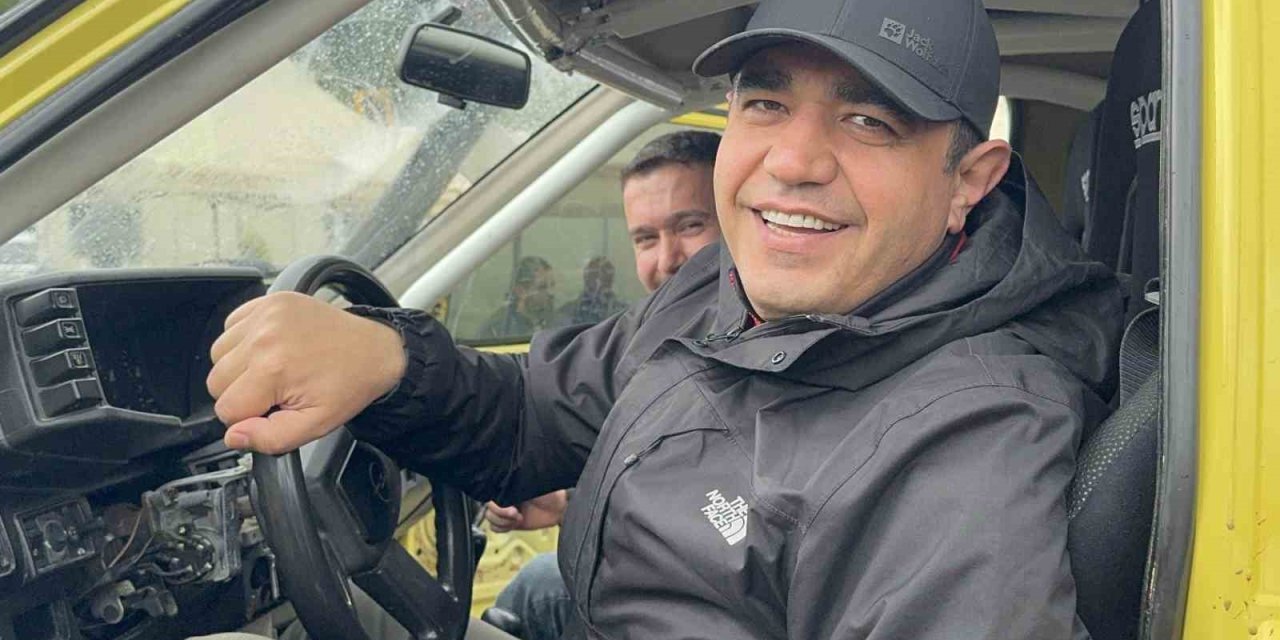 Vali Aslan Off-road Festivalinde Direksiyona Geçip Parkurda Yarıştı