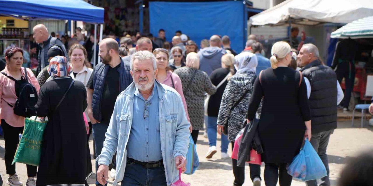 Edirne’de Bulgarların Alışveriş Mesaisi Sürüyor