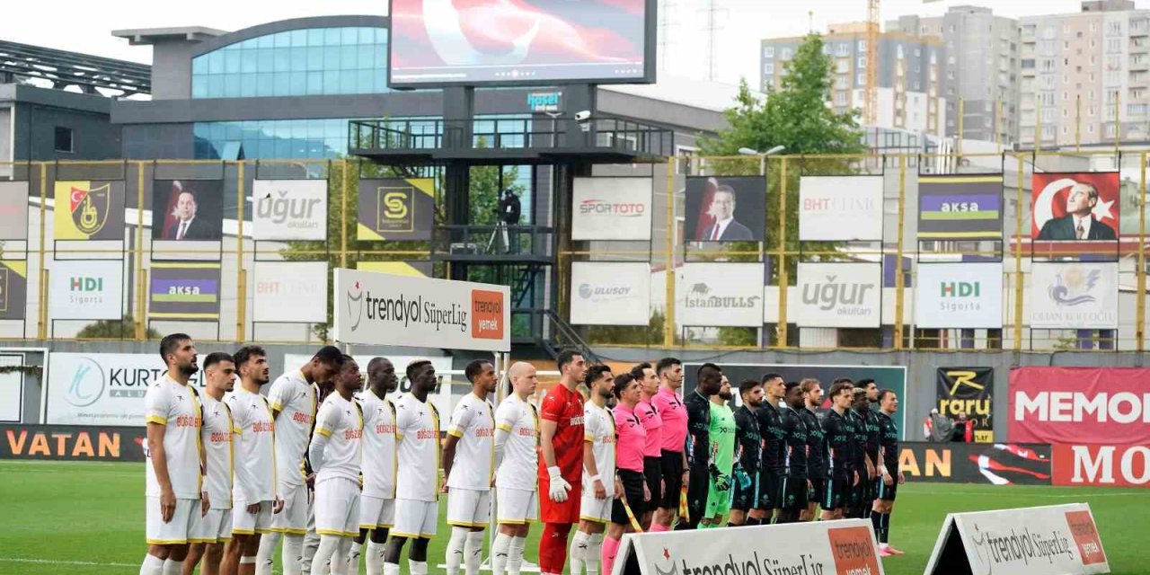 Trendyol Süper Lig: İstanbulspor: 0 - Adana Demirspor: 1 (Maç Devam Ediyor)
