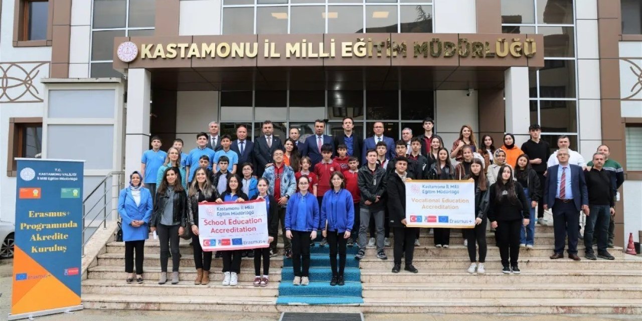 Kastamonulu Öğrenciler Makedonya Ve Almanya’da Staj Yapacak