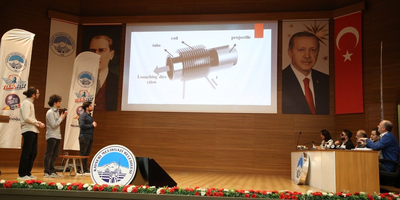 Projeler, Melikgazi Belediyesi’nde Jüri Karşısına Çıktı