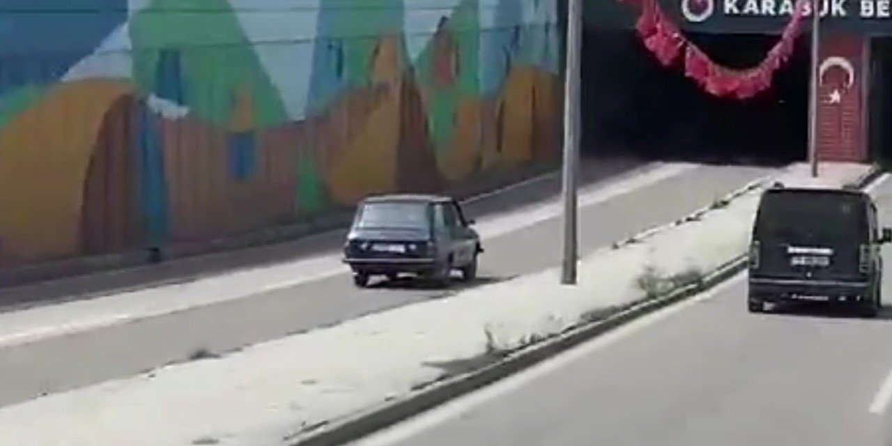 Ters Yönde Giden Otomobil Kamerada