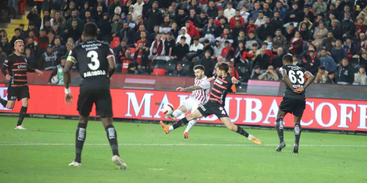 Trendyol Süper Lig: Gaziantep Fk: 1 - Hatayspor: 1 (Maç Sonucu)