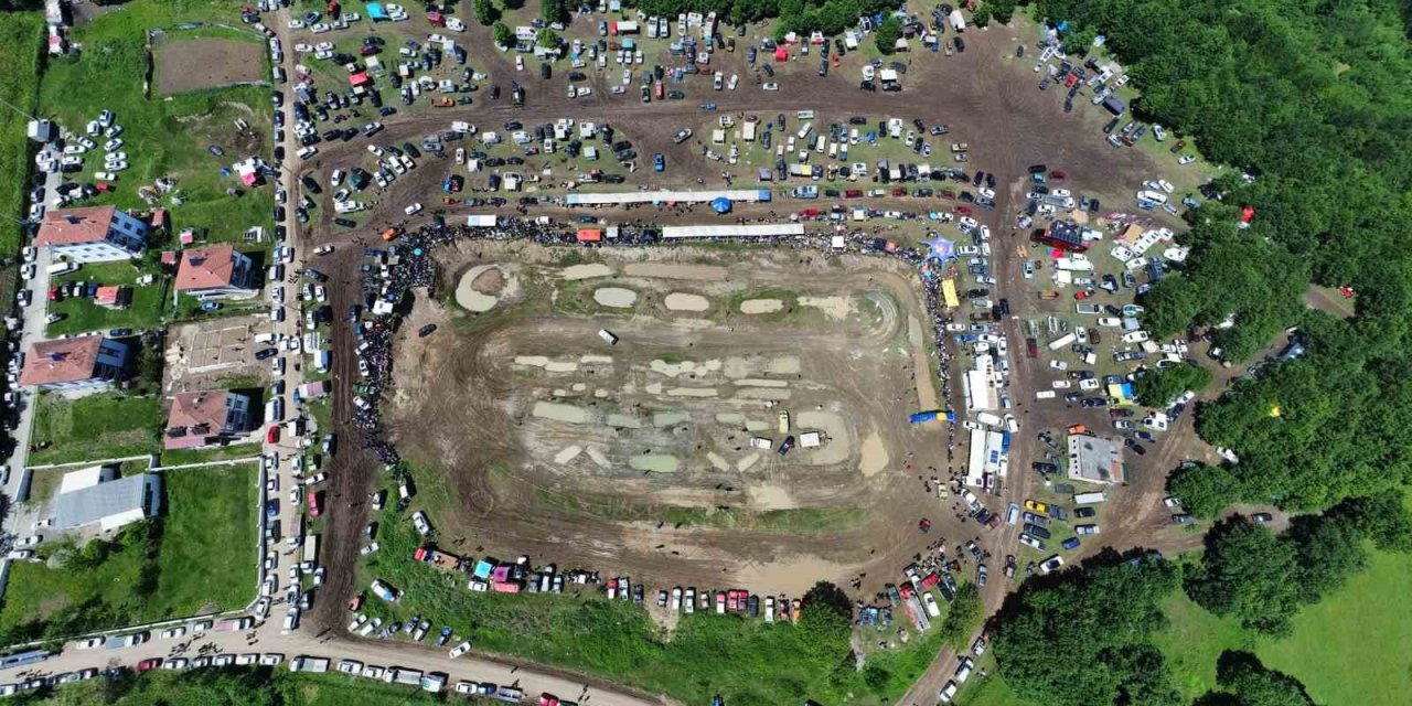 Off-road Yarışları Nefesleri Kesti