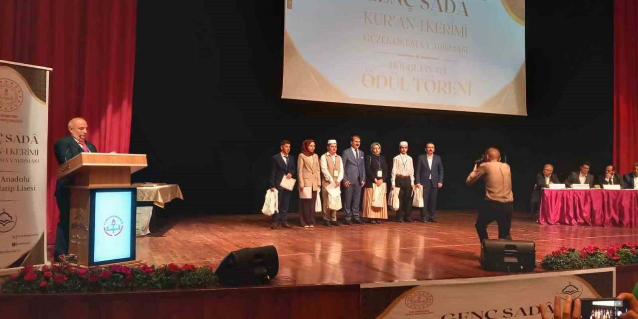 Kur’an-ı Kerimi Güzel Okuma Yarışmasında Ardahan’ı Temsil Etti