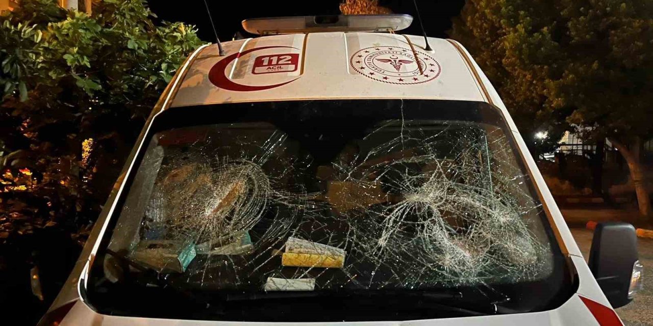 Sağlık Çalışanlarına Kürekli Saldırı