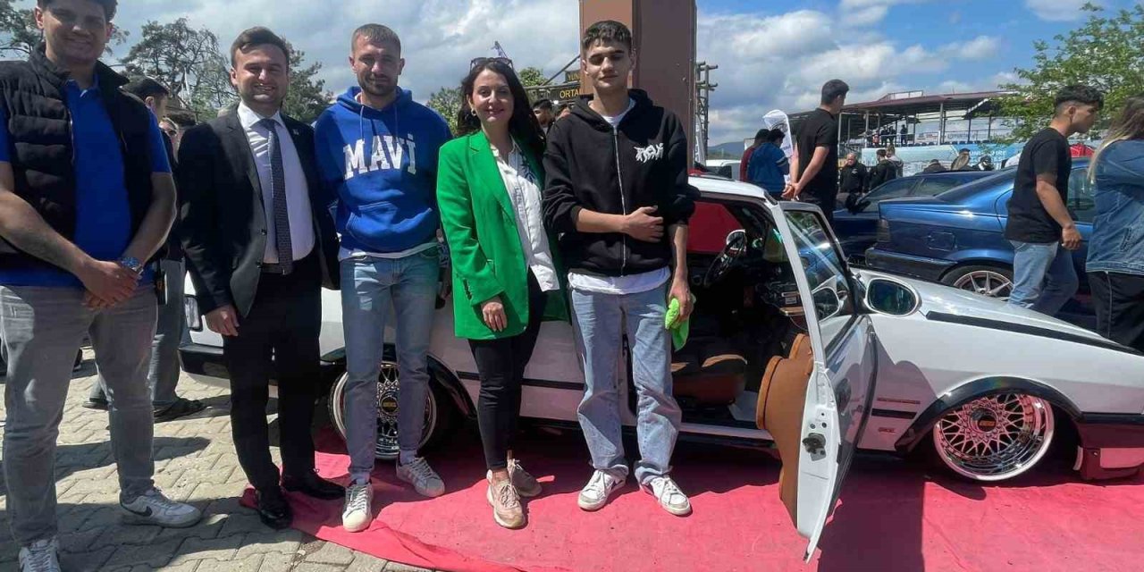 Modifiye Tutkunları Ortaköy’de Buluştu