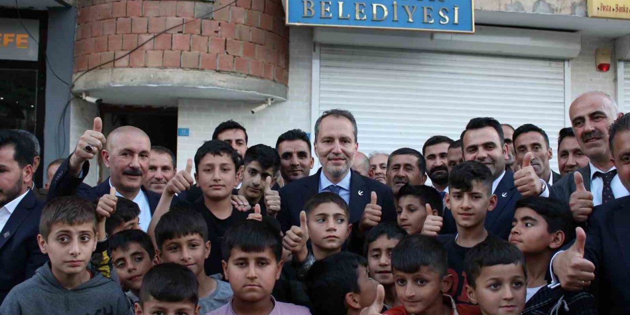 Erbakan: "Hakkari’de Bir Belediye Almak Batıdaki Başka Bir İlden 10 Belediye Almakla Eş Değer"