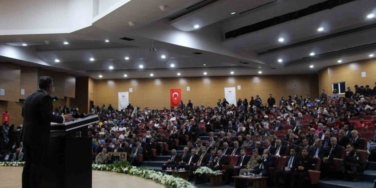 Bingöl’de Deprem Çalıştayı Düzenlendi