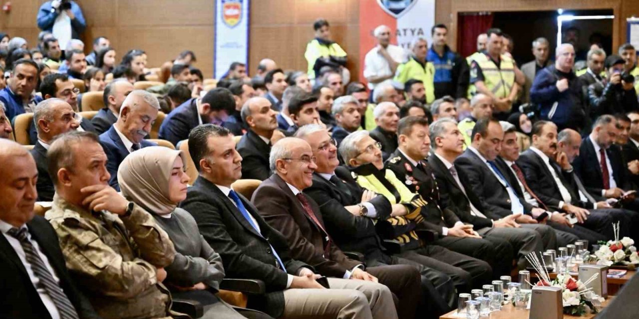 Malatya’da ’trafik Ve İlkyardım Haftası’ Etkinliklerle Kutlandı